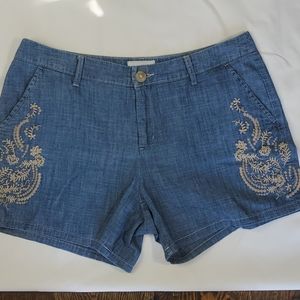 Liz  Claiborne  Chambray Embroidered Shorts Size 10